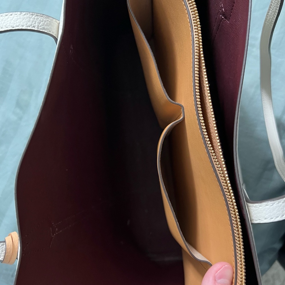 Tory Burch White and Tan Leather Tote - Picture 7 of 9